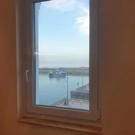 Apartment O'3 Ports