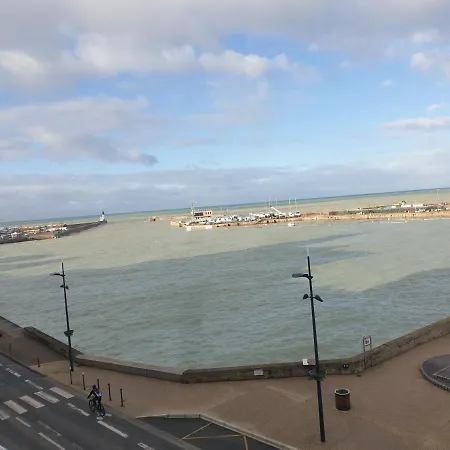 O'3 Ports Apartment *