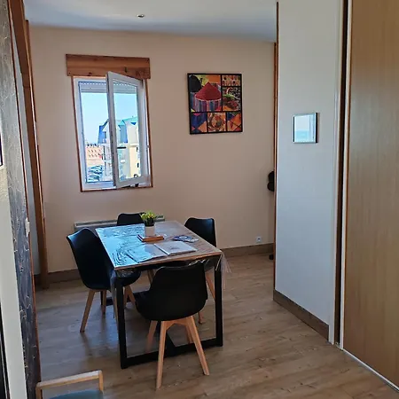 O'3 Ports Apartmán *
